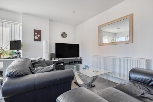 Property photo 2 of 16 Reception Room