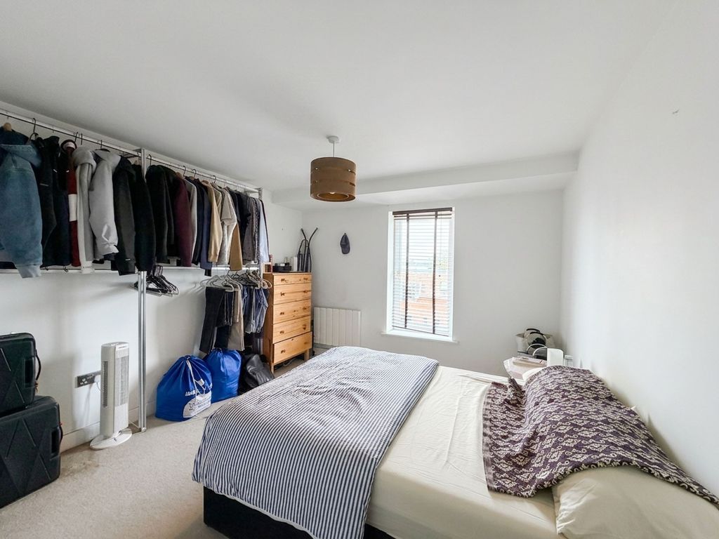Property photo 3 of 5