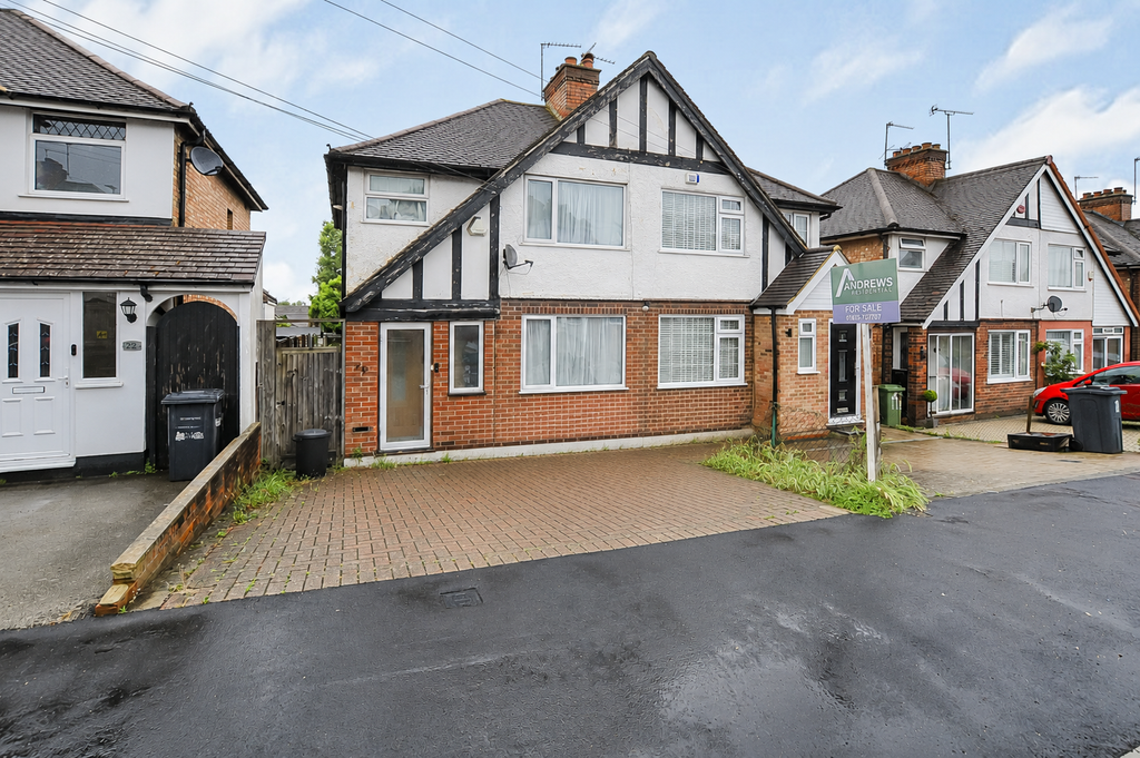 Property photo 1 of 9 5968Ec4A-Cfad-496F-A9Db-0E8250168B9B