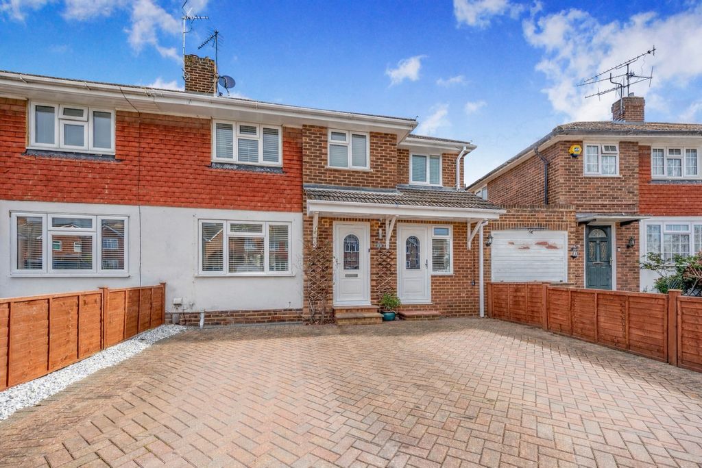 Property photo 1 of 20