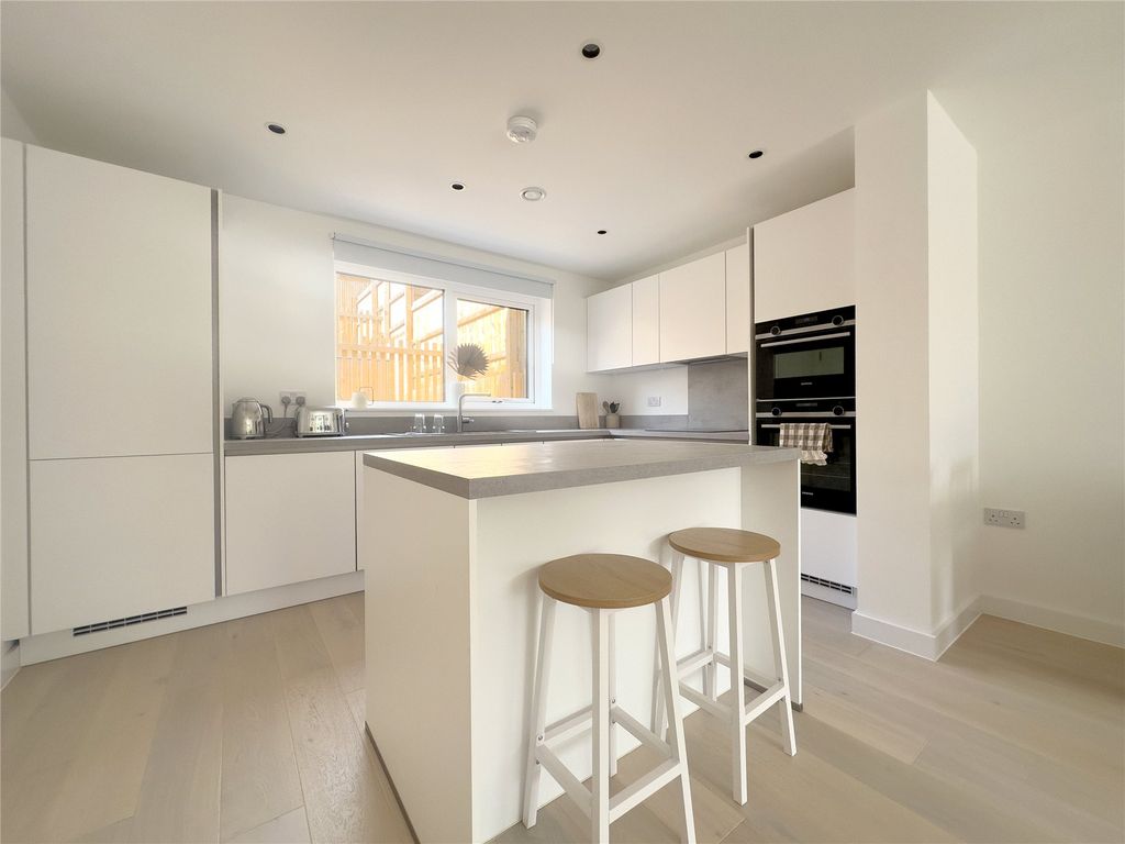 Property photo 2 of 13 Kitchen