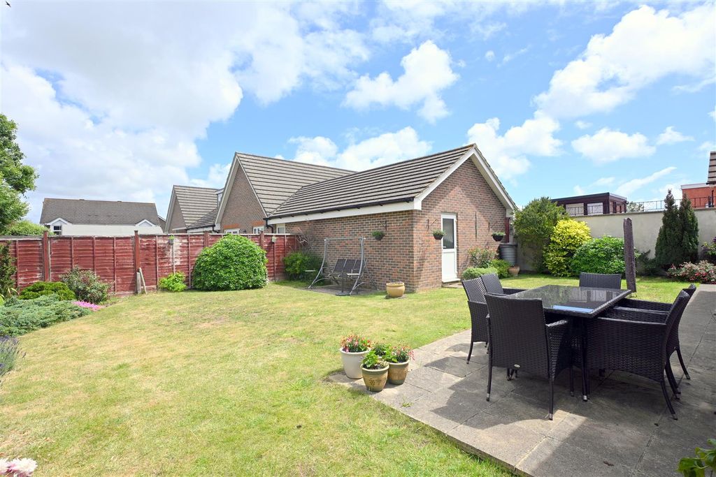 Property photo 2 of 19 Rear Garden