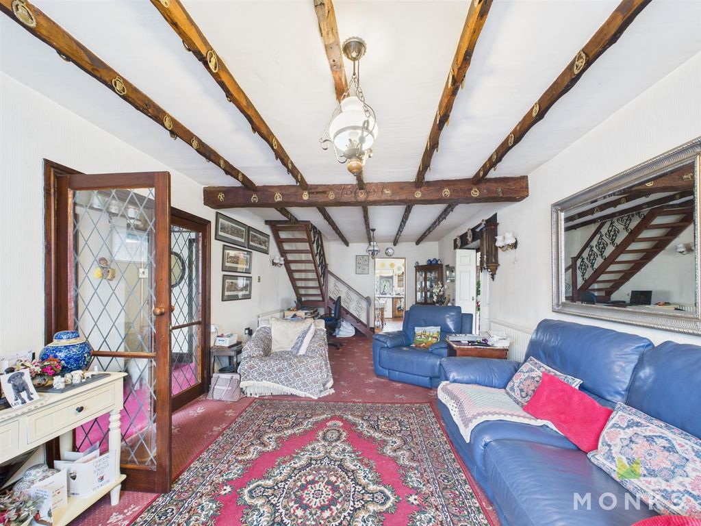 Property photo 3 of 20 Cam01520G0-Pr0267-Still007.Jpg