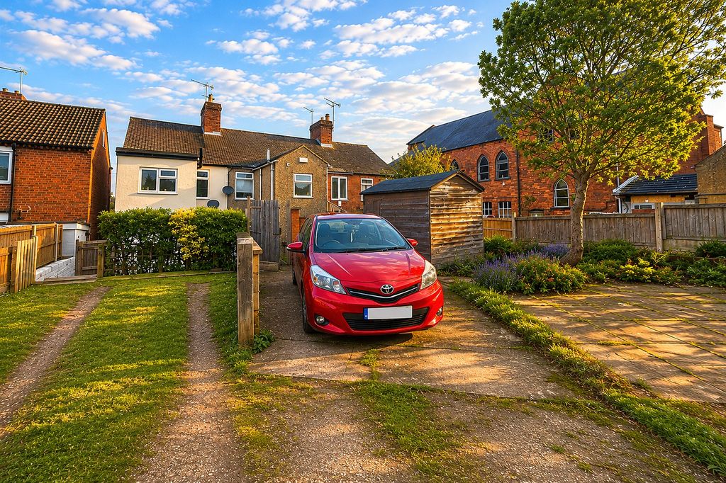 Property photo 3 of 9 Picture No. 34