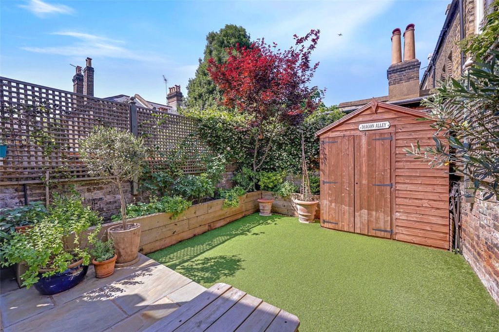 Property photo 3 of 11 Picture No. 04