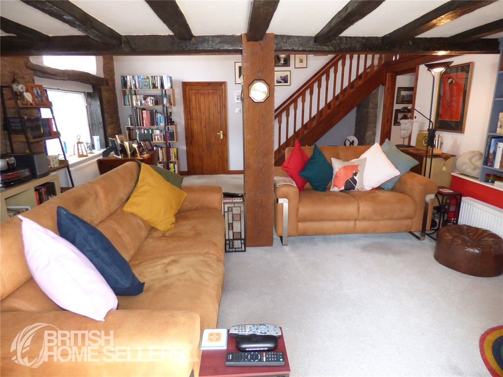 Property photo 3 of 23 Picture No. 06