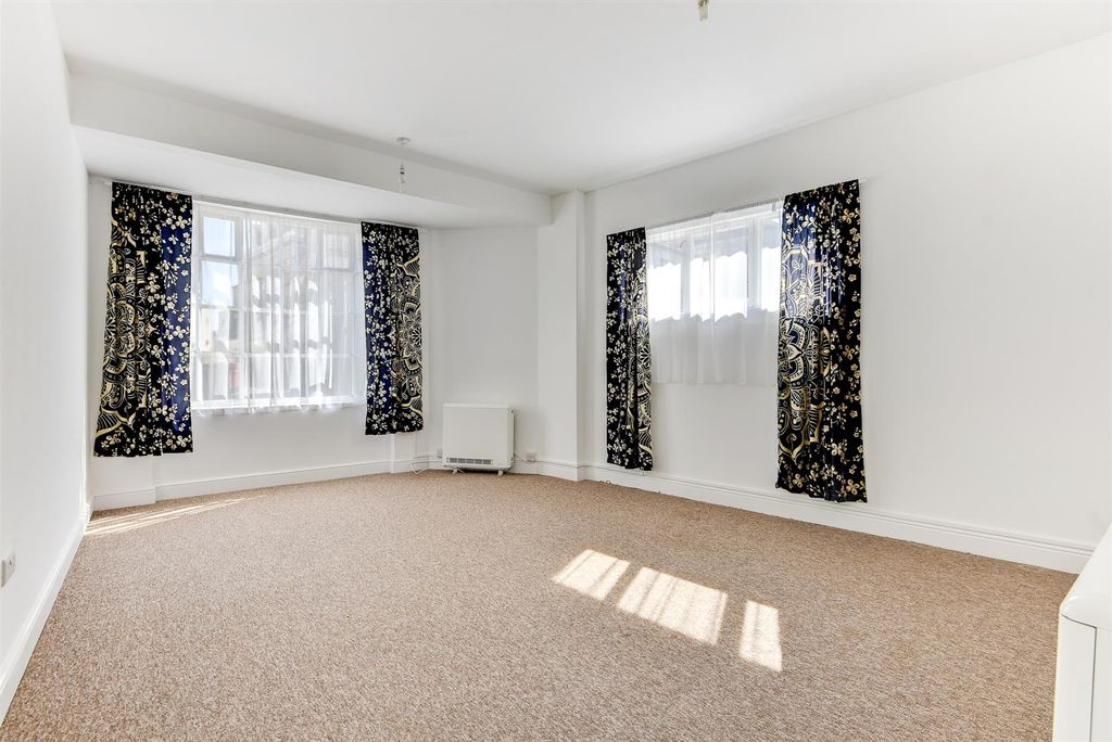 Property photo 2 of 10 1Bbrunswick-4.Jpg