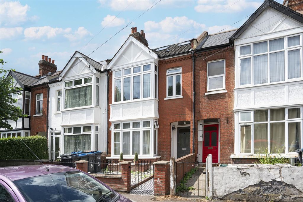 Property photo 1 of 8 Flat A 5 Oxford Road, London External.Jpg