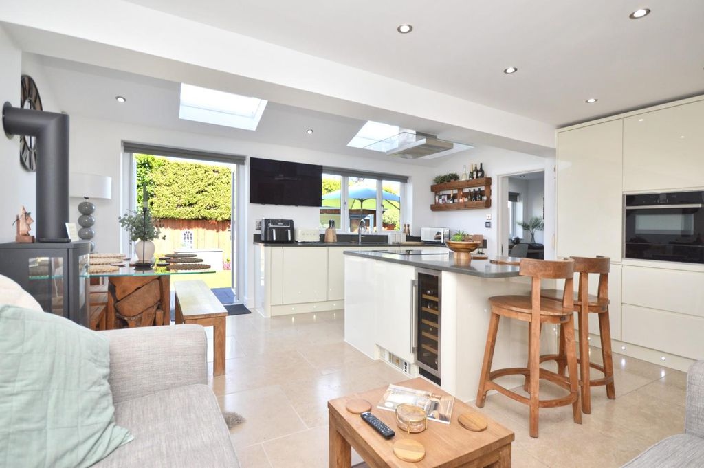 Property photo 2 of 23 Open Plan Living