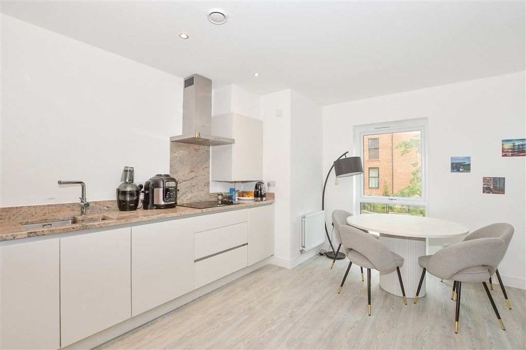 Property photo 3 of 9 Kitchen/Diner/ Lounge