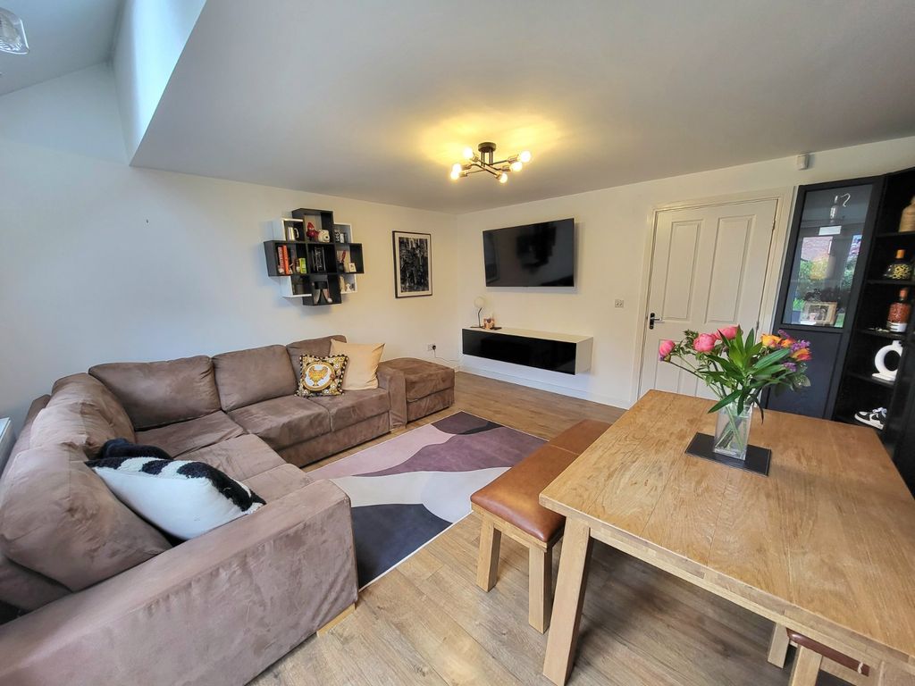 Property photo 2 of 24 Picture 2