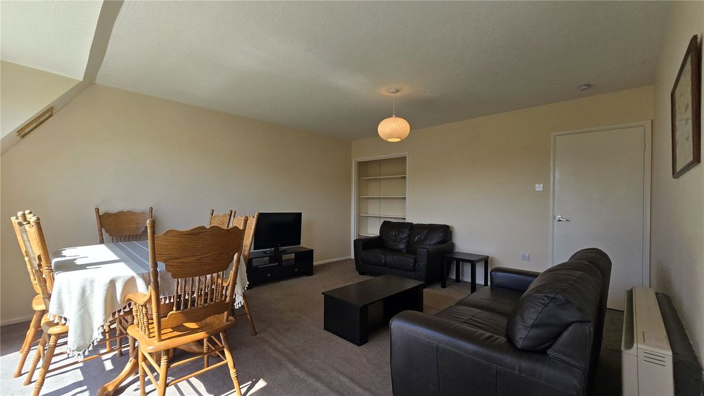 Additional image 11 of 3 bed flat for saleIsallt Lodge, Bae Trearddur, Caergybi, Isallt Lodge LL65