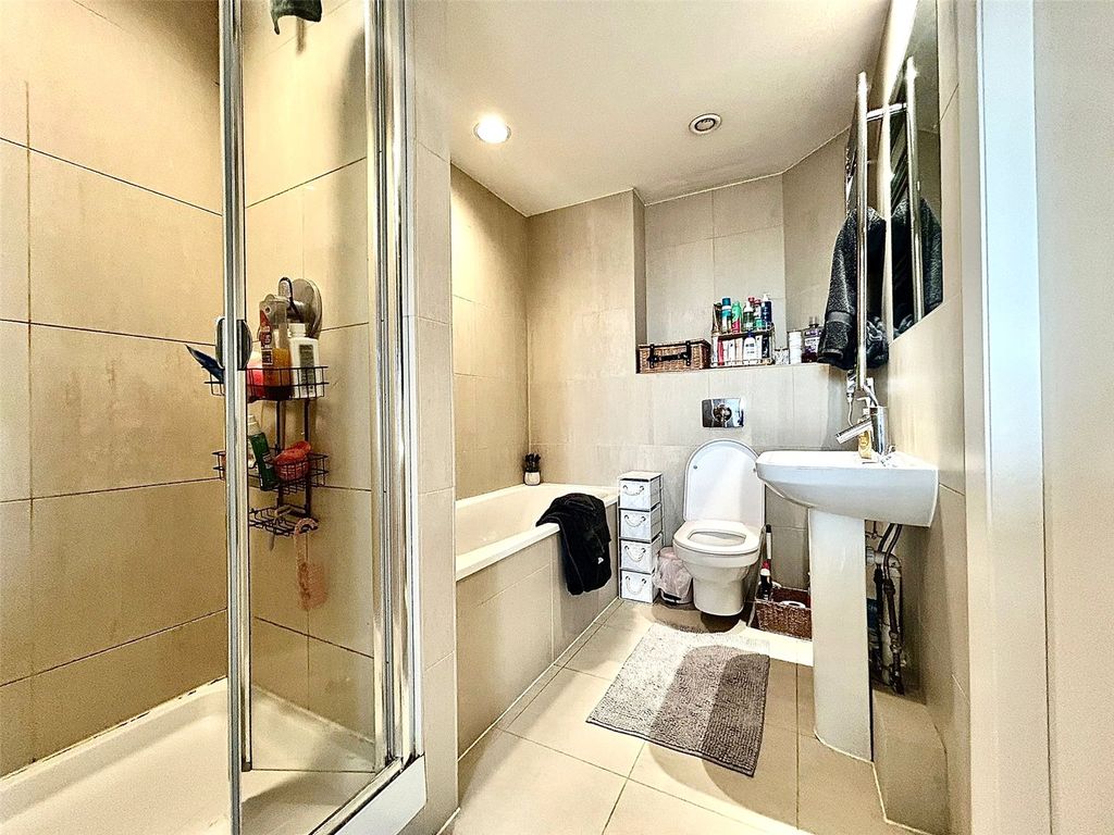 Property photo 2 of 7 Picture No. 01