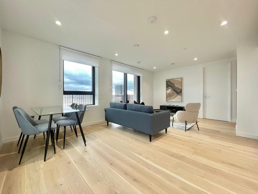 Property photo 2 of 15 Gallery