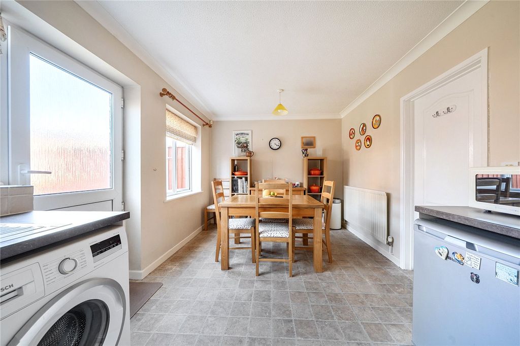 Property photo 3 of 12 Picture No. 12