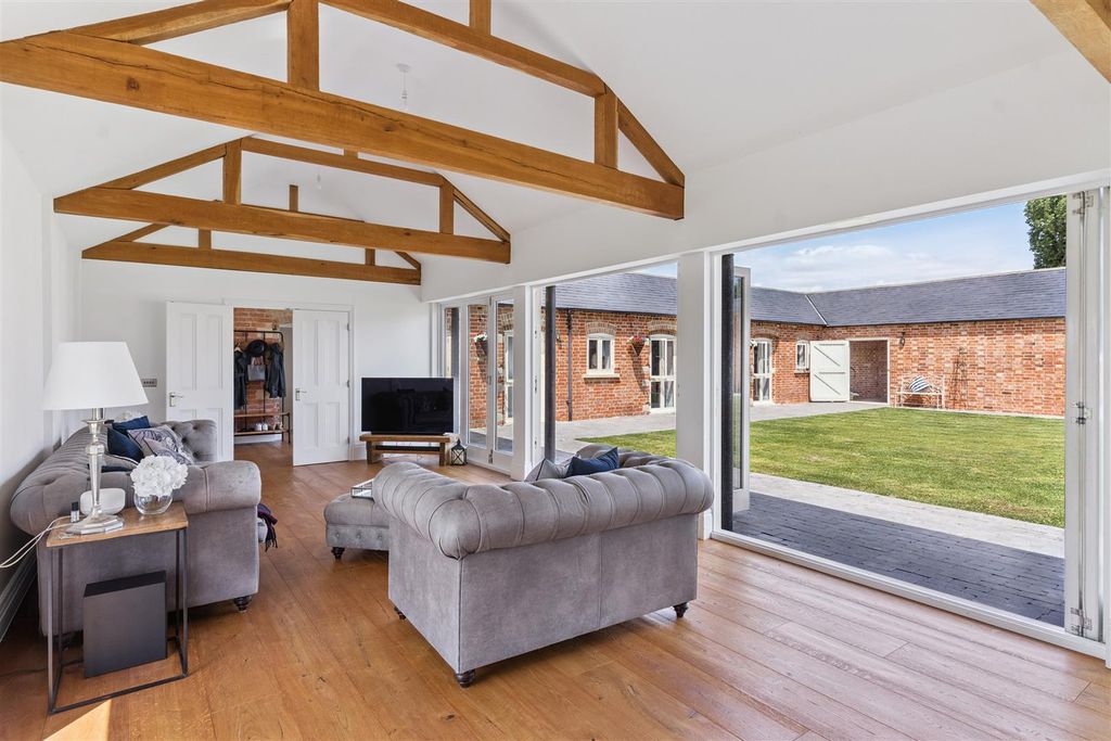 Property photo 3 of 26 New5-A83B58B2Ed7F01Ade4A78dc9222c6605.Jpg
