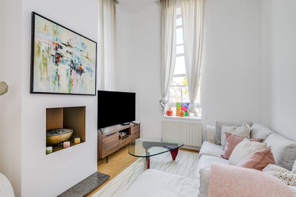 Property photo 2 of 15 Picture No. 22