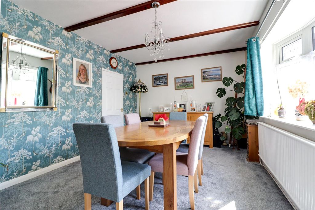 Property photo 3 of 35 Dining Room