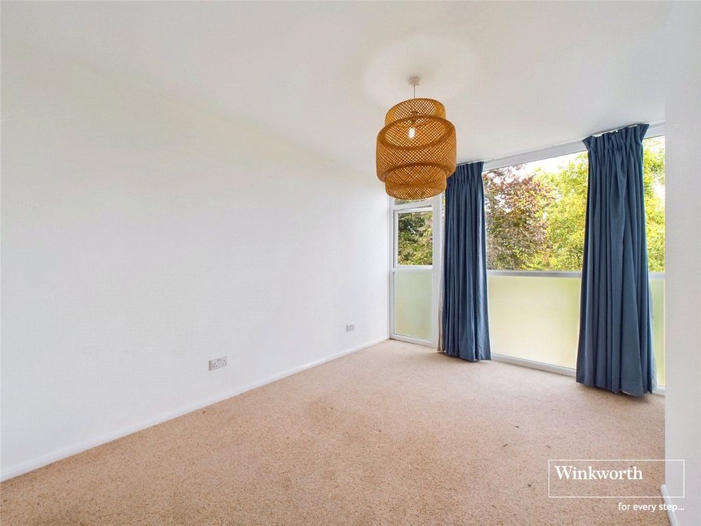 Property photo 3 of 7 Bedroom