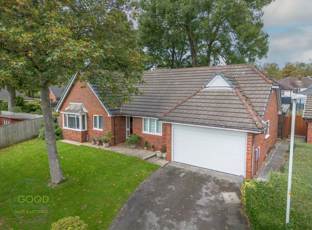 Property photo 1 of 33