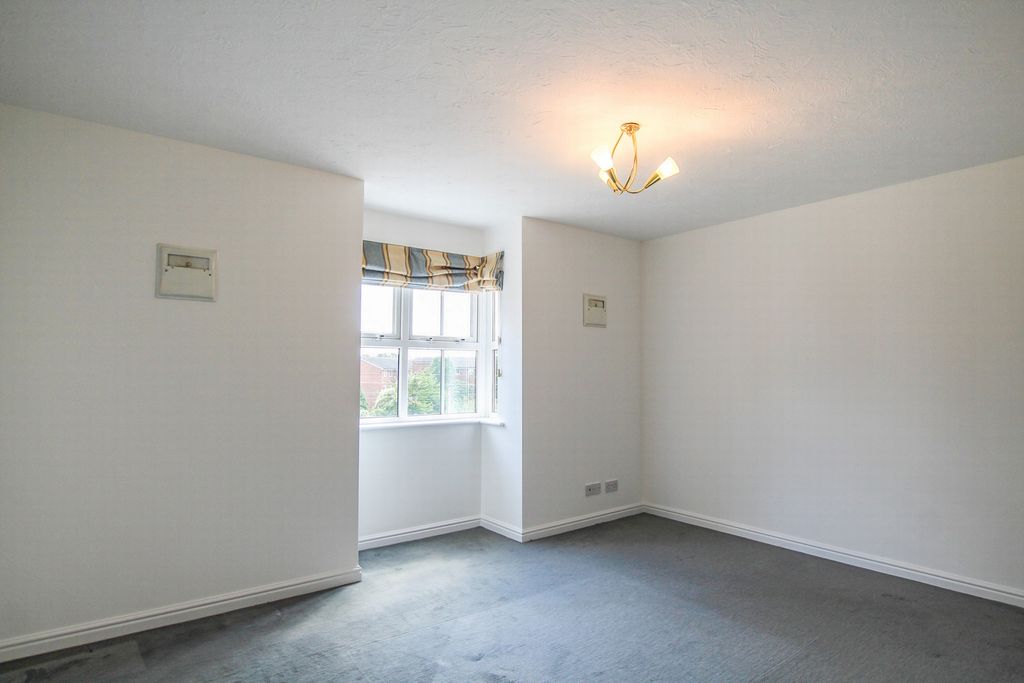 Property photo 2 of 10 Photo 6