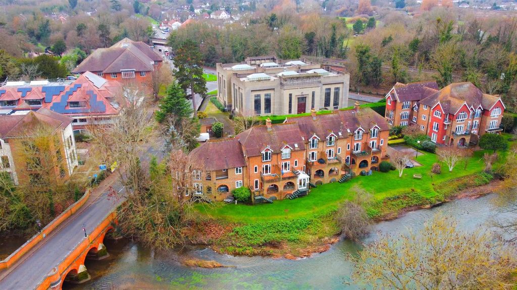 Property photo 1 of 16 2.Jpg