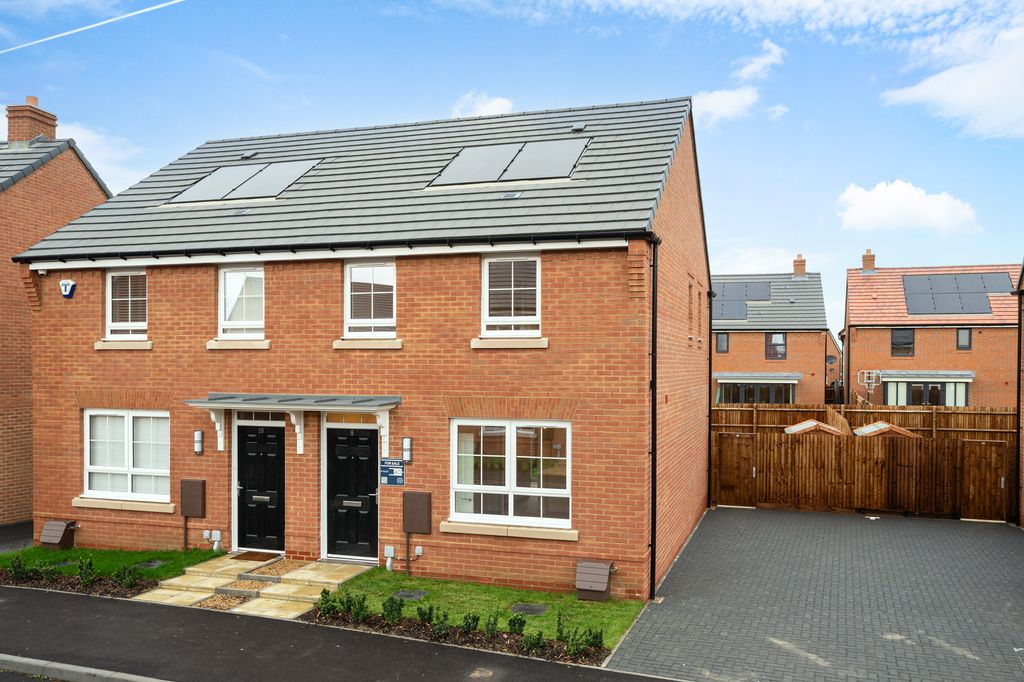 Property photo 1 of 18