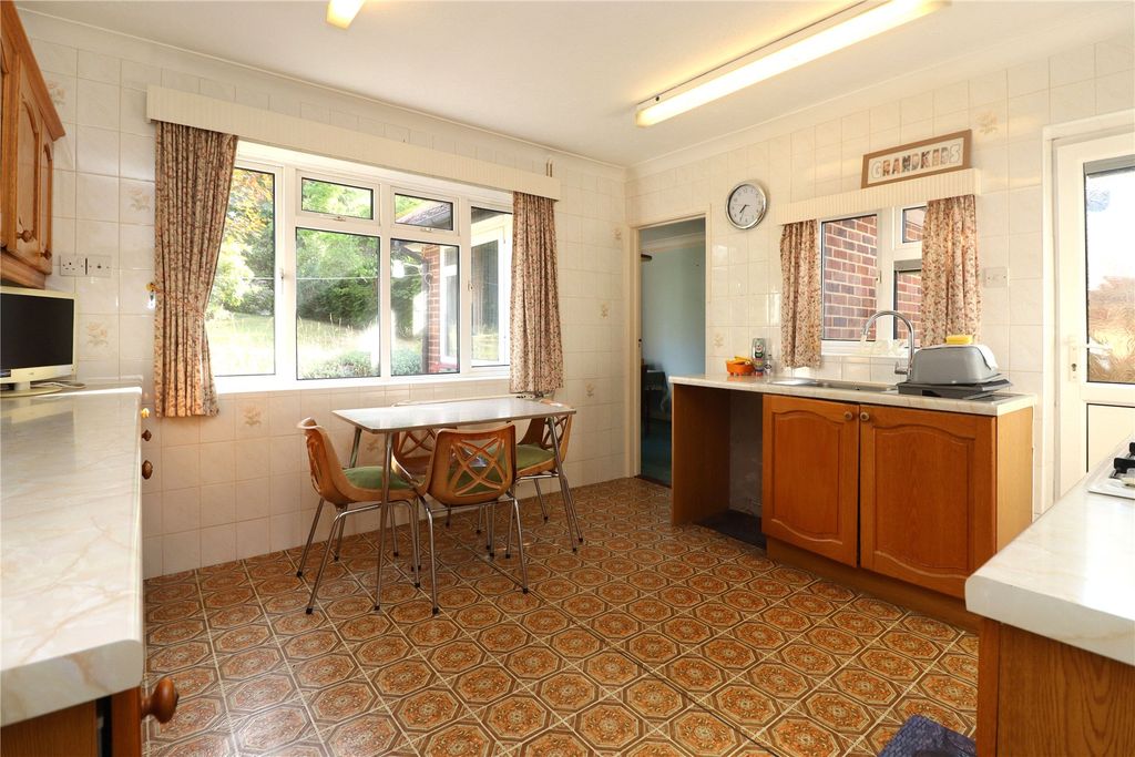 Property photo 3 of 13 Picture No. 14