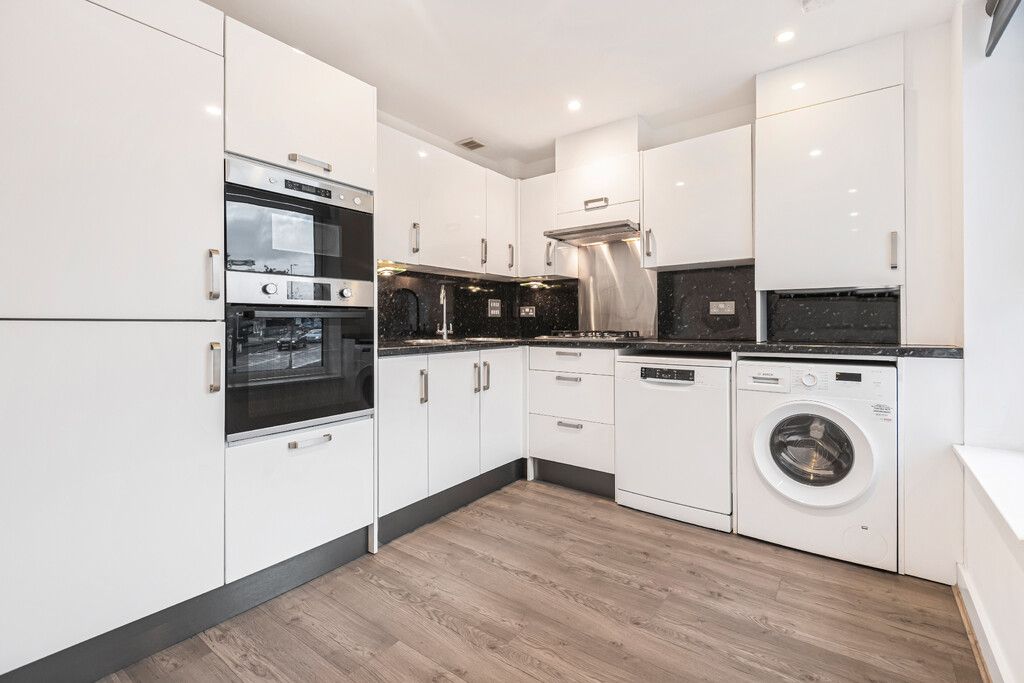 Property photo 2 of 15 13_66248.Jpg