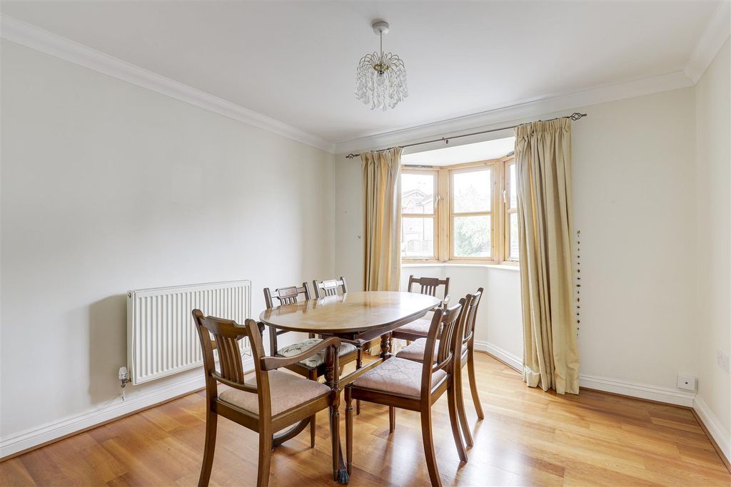 Property photo 2 of 22 9479.Jpg
