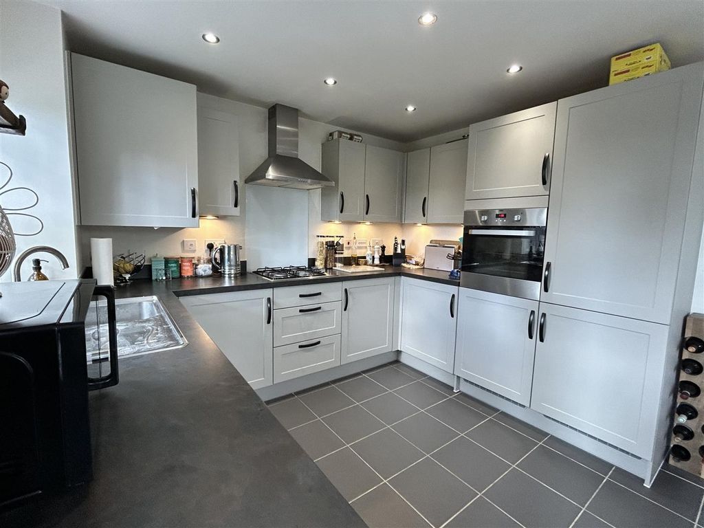 Property photo 3 of 16 Img_8454.Jpeg