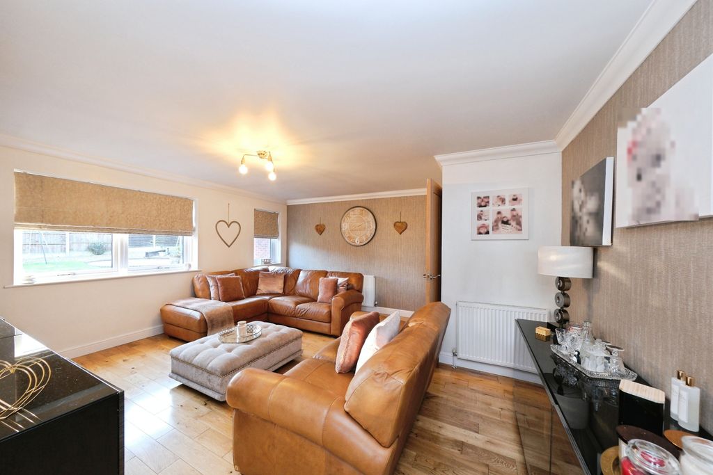 Additional image 11 of 5 bed detached house for saleLawn Close, Heanor DE75