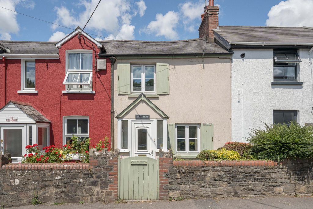 Property photo 1 of 15