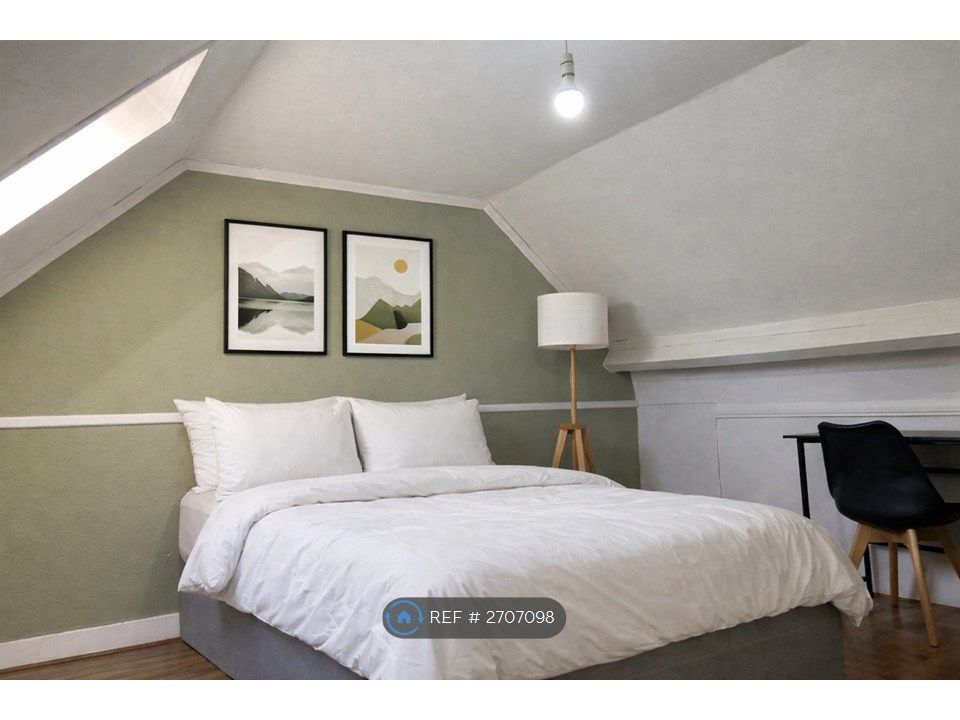 Property photo 1 of 3