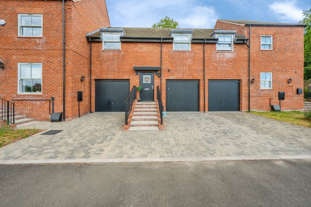 Property photo 1 of 22 Pbox-Img.Jpg