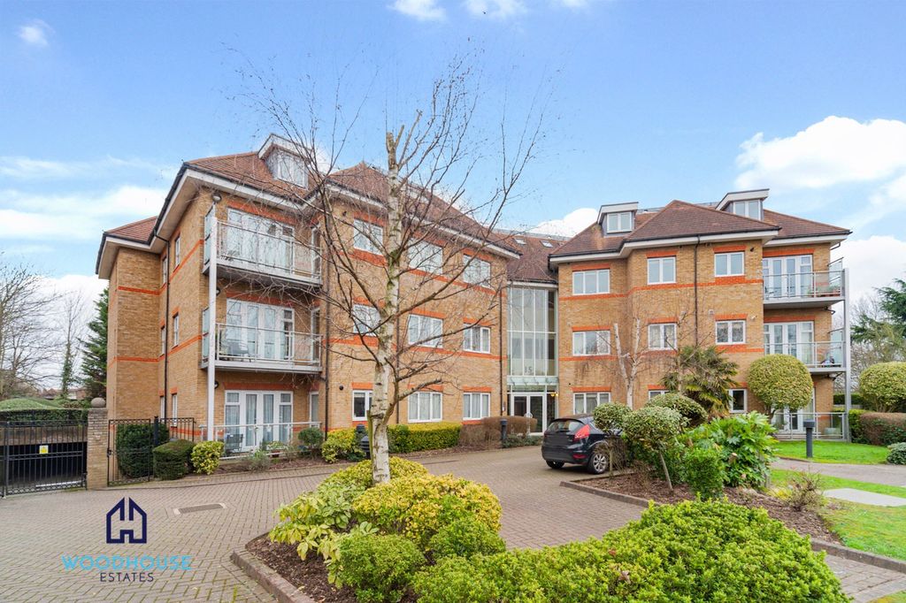 Property photo 1 of 10