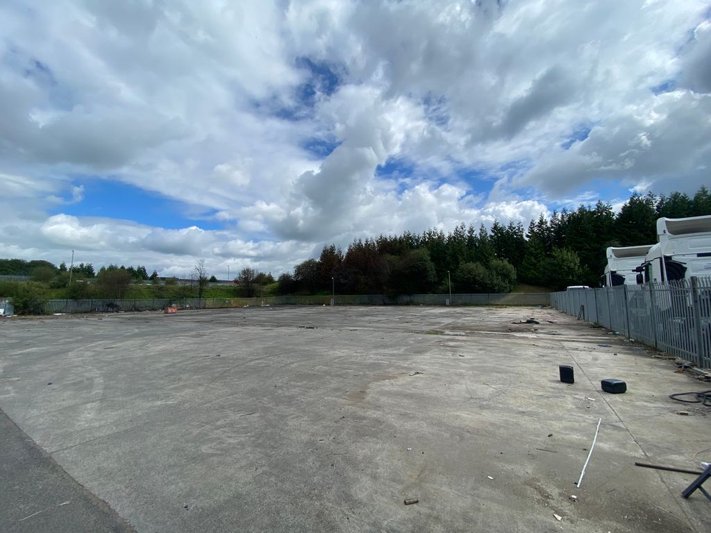 Property photo 2 of 3