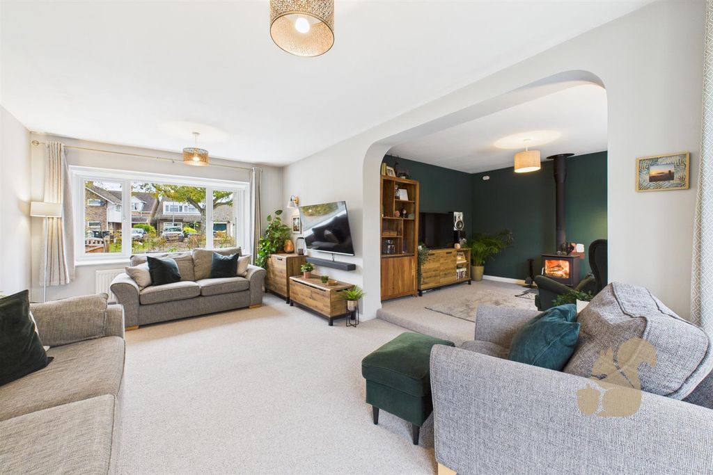 Property photo 2 of 23 Living Room