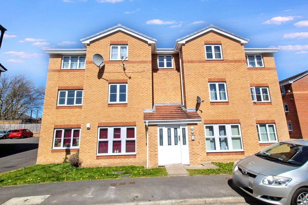 Property photo 1 of 20