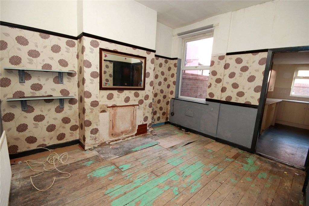 Property photo 3 of 12 Picture No. 07