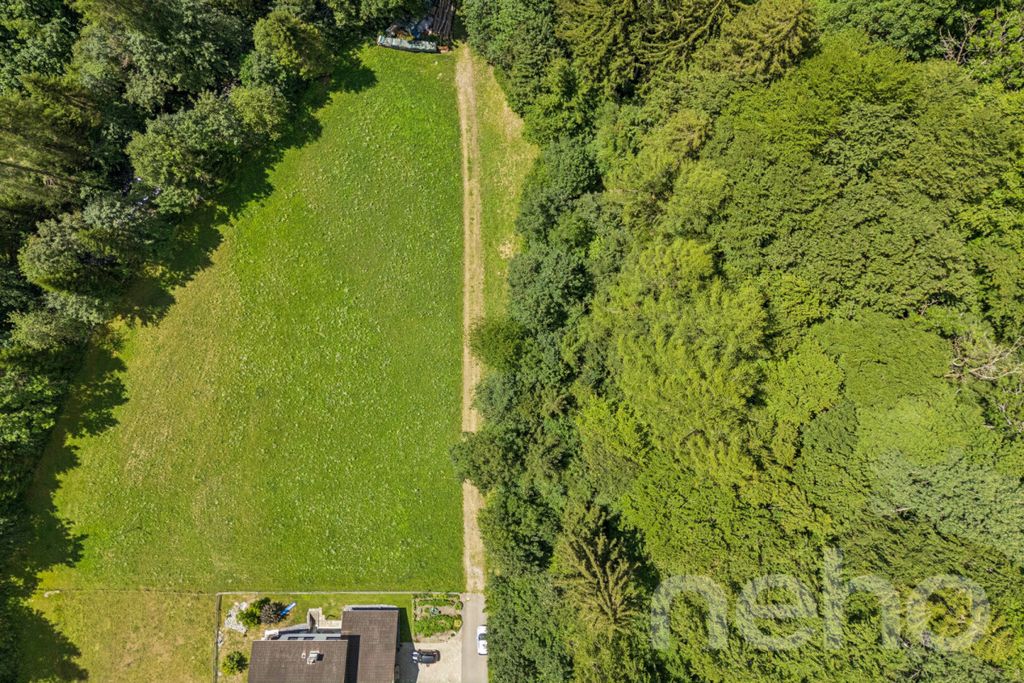 Property photo 3 of 6