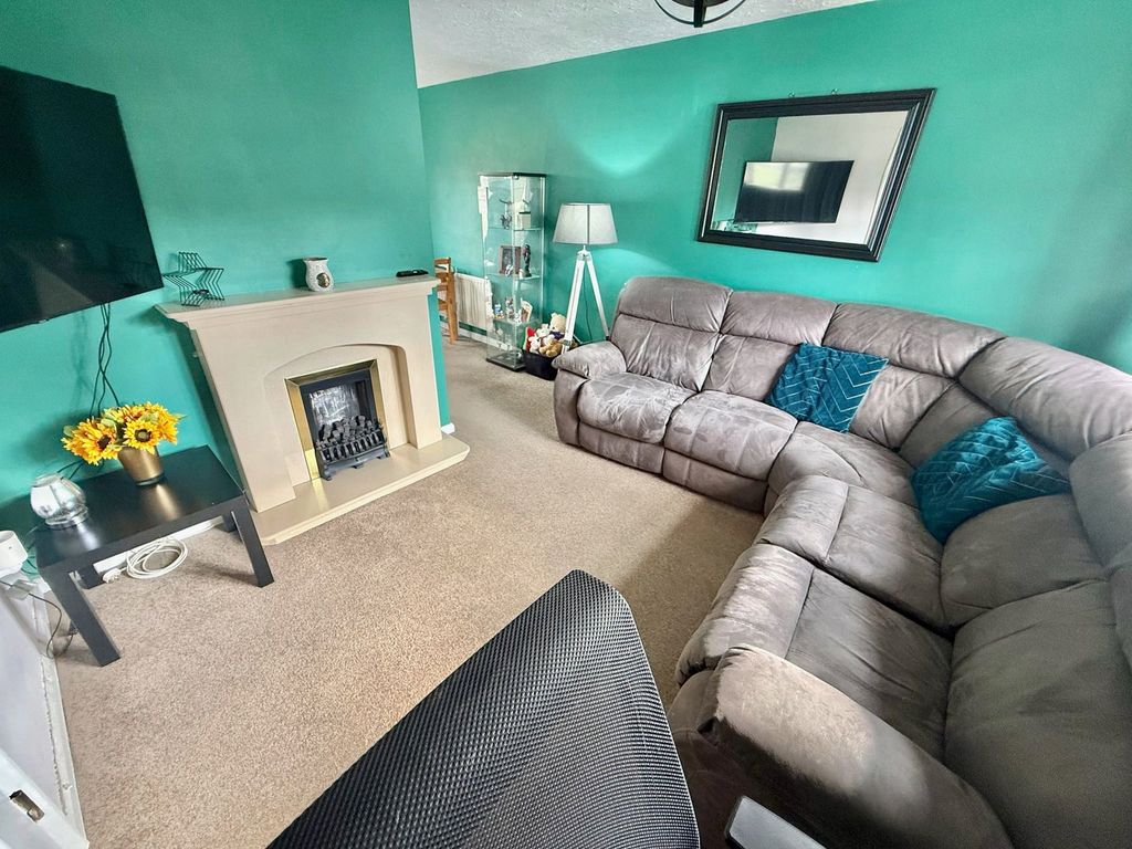 Property photo 3 of 22