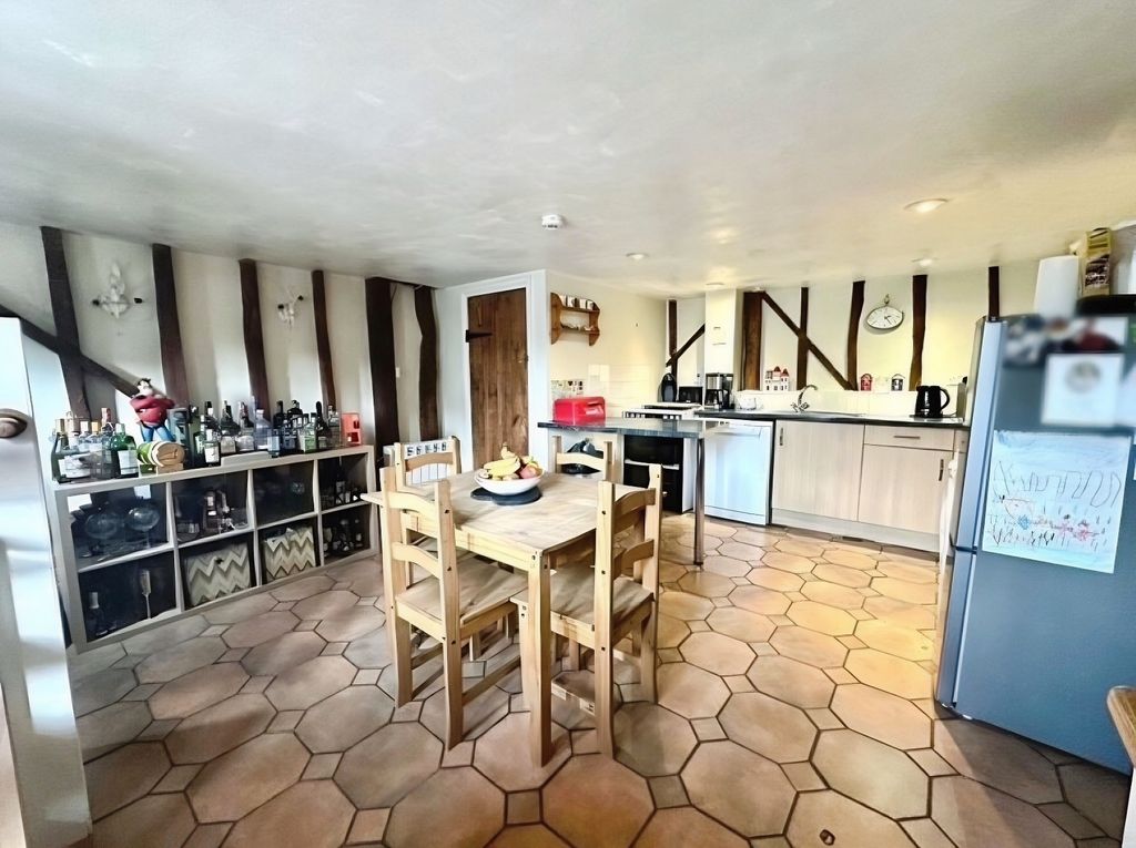 Property photo 2 of 13