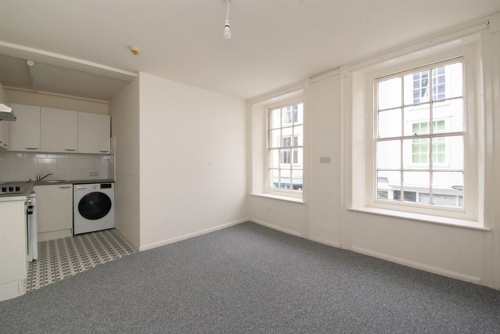 Property photo 1 of 10 Open Plan Living Space