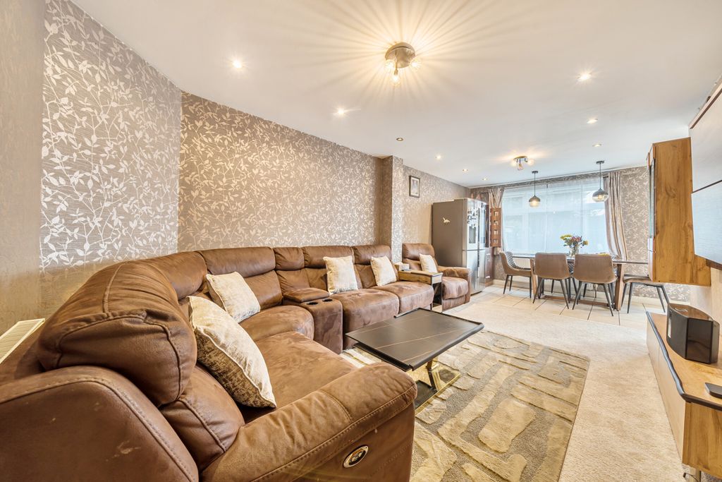 Property photo 2 of 15 1416125-17-69B448...