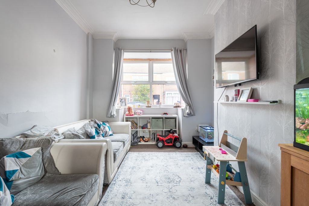 Property photo 2 of 29