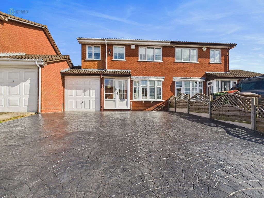 Property photo 1 of 39