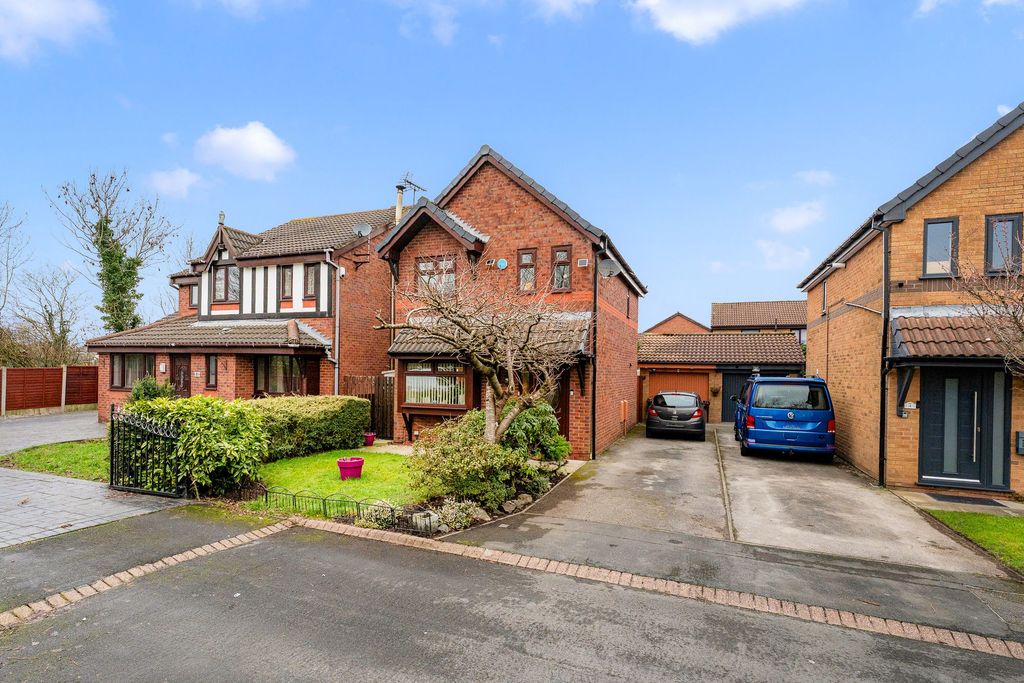 Property photo 1 of 27