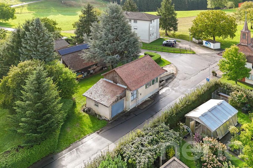 Property photo 1 of 12