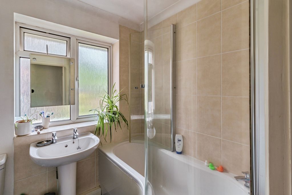 Property photo 3 of 13 Pbox-Img.Jpg